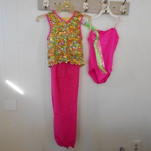 Medium Child  4 Piece Costume  New